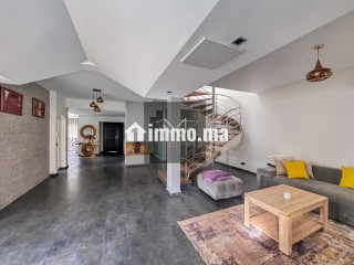 Villa À Louer à Ain Diab avec piscine - Villa à louer - Casablanca