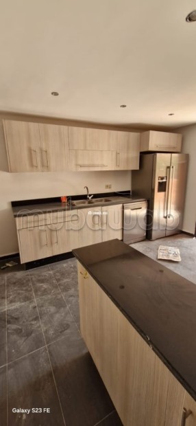 Beau DUPLEX VIDE en location longue a HIVERNAGE - Location Immobilier - Marrakech - photo 2