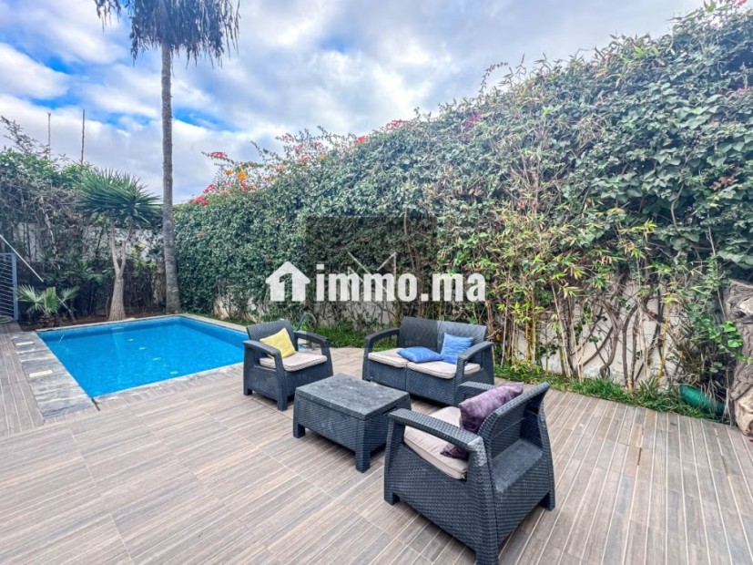 À Louer Villa Vide avec piscine à Ain Diab - Location Immobilier - Casablanca - photo 1