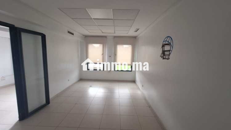 BUREAU 2 ETG EN FACE LA GARE AIN SEBAA - Location Immobilier - Casablanca - photo 1