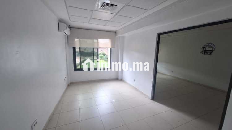 BUREAU 2 ETG EN FACE LA GARE AIN SEBAA - Location Immobilier - Casablanca - photo 2