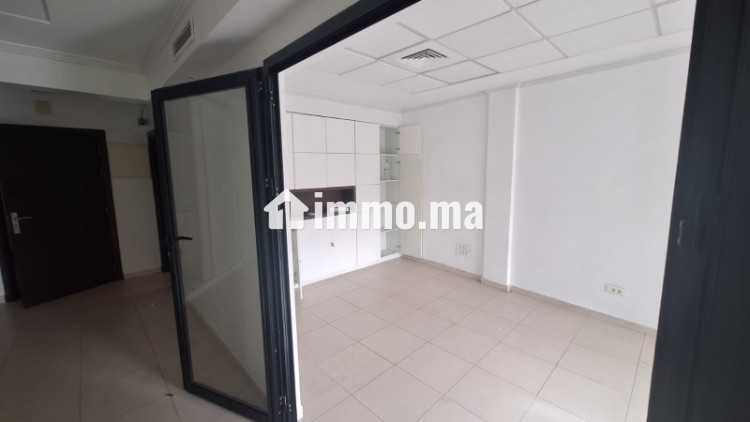 BUREAU 2 ETG EN FACE LA GARE AIN SEBAA - Location Immobilier - Casablanca - photo 8