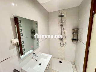 Location saisonnière à Agdal. 2 chambres confortables. Terrasse et ascenseur - Appartement à vendre - Marrakech