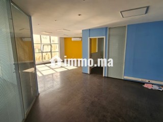 Bureau 330 m2 avec terrasse à Racine Bd Massira - Bureau à louer - Casablanca