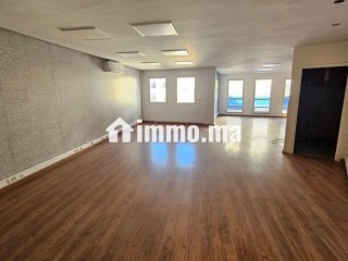Bureau 330 m2 avec terrasse à Racine Bd Massira - Bureau à louer - Casablanca