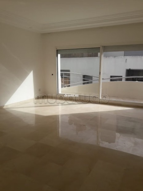 À racine Avec 3 ch Apprt vide à louer de 156 m² - Location Immobilier - Casablanca - photo 2