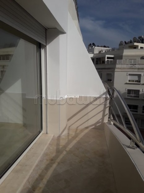 À racine Avec 3 ch Apprt vide à louer de 156 m² - Location Immobilier - Casablanca - photo 7