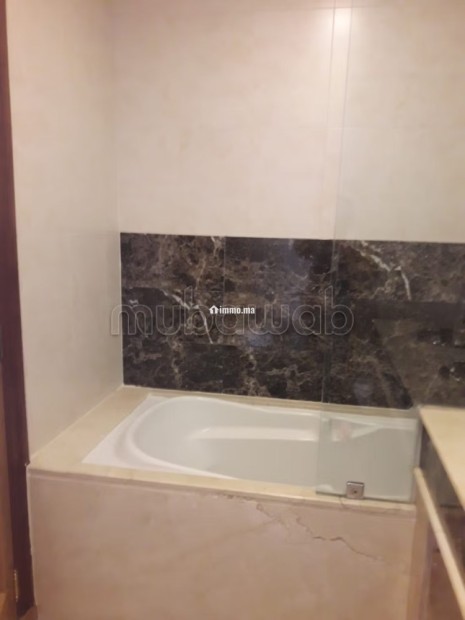 À racine Avec 3 ch Apprt vide à louer de 156 m² - Location Immobilier - Casablanca - photo 8