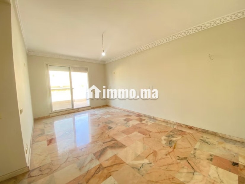 Très bel appartement en location à Maârif. 2 pièces confortables. Ascenseur et places de parking - Location Immobilier - Casablanca - photo 2