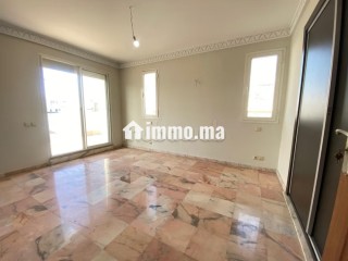 Très bel appartement en location à Maârif. 2 pièces confortables. Ascenseur et places de parking - Appartement à louer - Casablanca