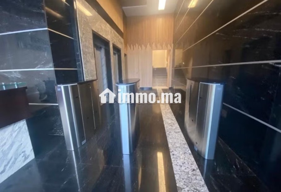 Top bureau 405m sur route jadida oasis - Location Immobilier - Casablanca - photo 3
