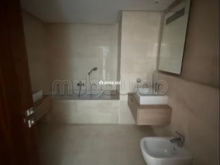 À VENDRE – Superbe Duplex avec Terrasse et Jardin Privatif - Appartement à vendre - Casablanca