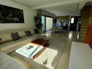 À VENDRE – Superbe Duplex avec Terrasse et Jardin Privatif - Appartement à vendre - Casablanca