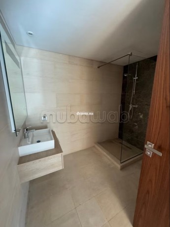 a-vendre-superbe-duplex-avec-terrasse-et-jardin-privatif-big-9