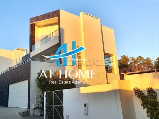 Somptueuse villa moderne avec vue sur la baie de tanger - Villa à vendre - Tanger