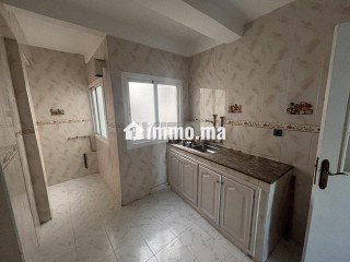 Bureaux à louer 3 pièces à boulevard med V centre - Bureau à louer - Tanger
