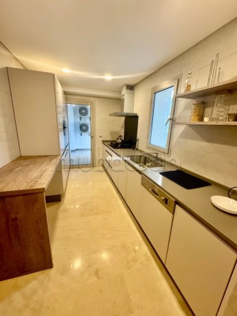 a-vendre-appartement-3-chambres-haut-standing-au-cfc-residence-fermee-big-9
