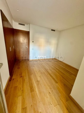 a-vendre-appartement-3-chambres-haut-standing-au-cfc-residence-fermee-big-14
