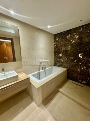 a-vendre-appartement-3-chambres-haut-standing-au-cfc-residence-fermee-big-19