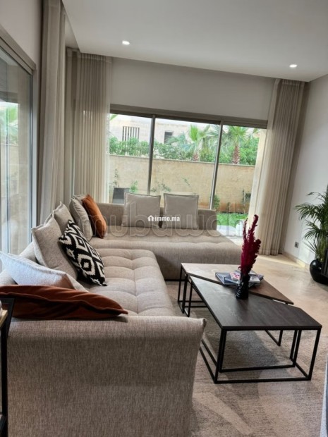 À Louer – Appartement 3 Chambres Meublé en Rez de Jardin – Résidence Fermée - Location Immobilier - Casablanca - photo 1