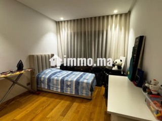 À Louer – Appartement 3 Chambres Meublé en Rez de Jardin – Résidence Fermée - Appartement à louer - Casablanca