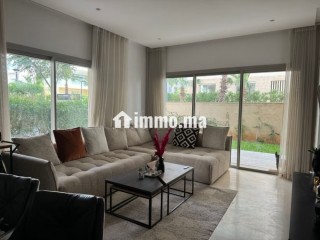 À Louer – Appartement 3 Chambres Meublé en Rez de Jardin – Résidence Fermée - Appartement à louer - Casablanca