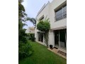 Villa jumelée–500 m² habitables/350 m² de terrain - miniature 2