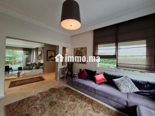 Villa jumelée–500 m² habitables/350 m² de terrain - Villa à vendre - Casablanca