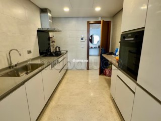 À Louer: Superbe Appartement 2 Chambres à Casa Finance City - Appartement à louer - Casablanca