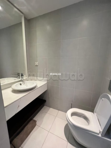 Appartement vide moderne à la location au triangle d’or - Location Immobilier - Casablanca - photo 5