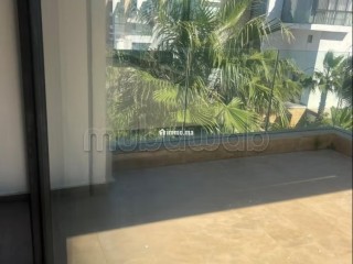 Villa de luxe à louer à Ain Diab.
Surface de 350 m².
Porte blindée, sécurité - Villa à louer - Casablanca