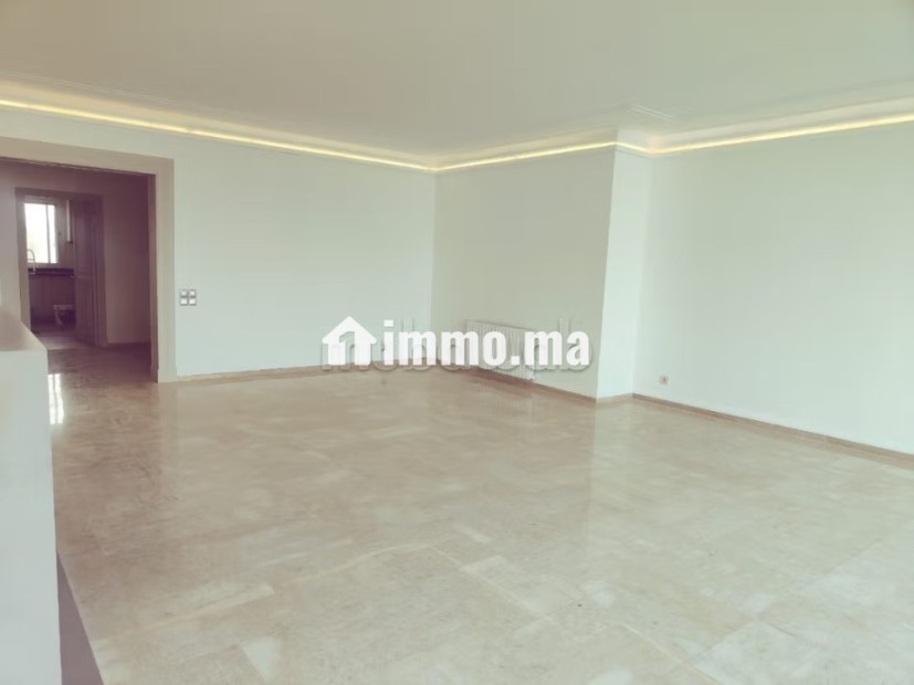Bel appartement moderne vue sur la mer à Ain Diab 18 - Location Immobilier - Casablanca - photo 4