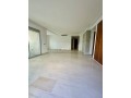 location-dun-rez-de-jardin-2-chambres-small-2