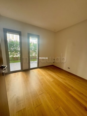 location-dun-rez-de-jardin-2-chambres-big-12