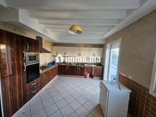 Location villa de luxe à Dar Bouazza. 4 chambres. Porte blindée et parabole - Villa à louer - Dar Bouazza