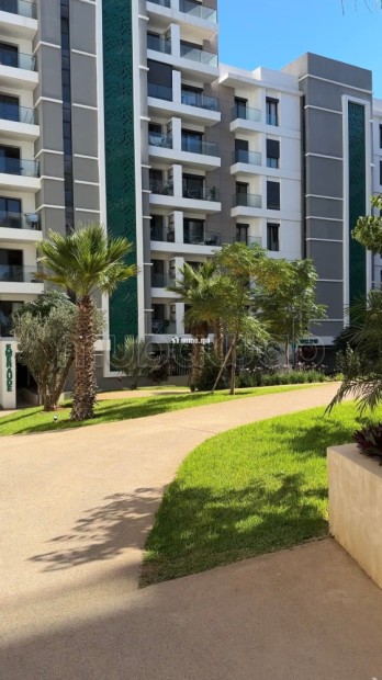 Très bel appartement en location à Hay Al Rajaa Fillah. 4 pièces confortables. Bien meublé - Location Immobilier - Rabat - photo 2