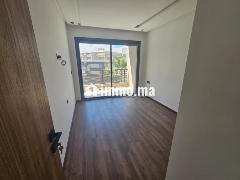 Superbe appartement à vendre à Ferme Bretonne Hay Arraha. 2 chambres agréables. Fenêtres double vitrage et chauffage central - Vente Immobilier - Casablanca - photo 8