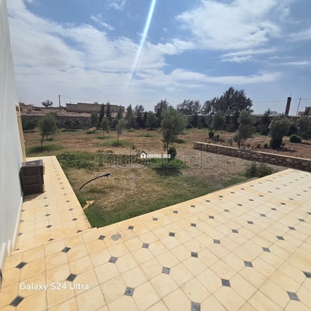 Magnifique villa à louer à Route d'Agadir. 5 chambres. Terrasse et jardin - Location Immobilier - Essaouira - photo 3