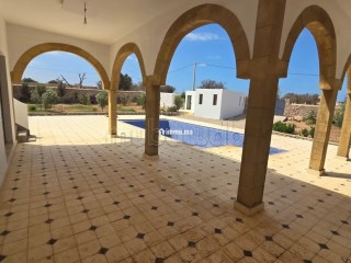 Magnifique villa à louer à Route d'Agadir. 5 chambres. Terrasse et jardin - Villa à louer - Essaouira
