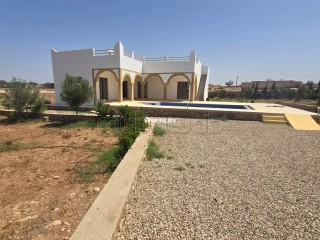 Magnifique villa à louer à Route d'Agadir. 5 chambres. Terrasse et jardin - Villa à louer - Essaouira