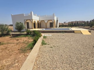 Magnifique villa à louer à Route d'Agadir. 5 chambres. Terrasse et jardin - Villa à louer - Essaouira