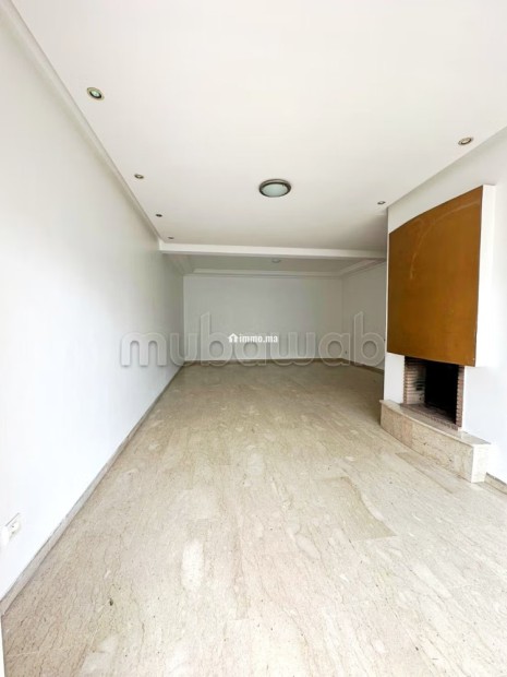 Joli appartement bien situé dans le quartier Palmier, à louer à un prix raisonnable - Location Immobilier - Casablanca - photo 1
