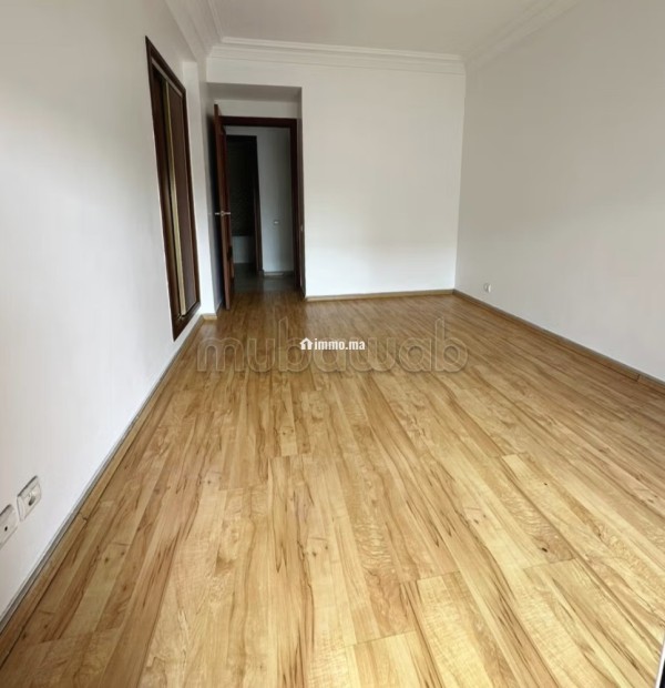 Joli appartement bien situé dans le quartier Palmier, à louer à un prix raisonnable - Location Immobilier - Casablanca - photo 5