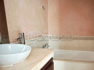 Joli appartement bien situé dans le quartier Palmier, à louer à un prix raisonnable - Appartement à louer - Casablanca