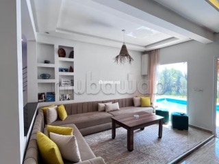 Location saisonnière villa de luxe à Ghazoua.
Surface totale 800 m².
Porte blindée et parabole - Villa à vendre - Essaouira