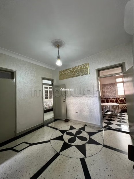 Vente villa a rénover à Quartier Al Woroud. 5 chambres. Salon Marocain, sécurité - Vente Immobilier - Casablanca - photo 6