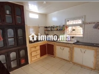 Vente villa a rénover à Quartier Al Woroud. 5 chambres. Salon Marocain, sécurité - Villa à vendre - Casablanca