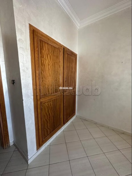 Vend appartement à Hay Salam. 3 pièces. Avec ascenseur - Vente Immobilier - Agadir - photo 4