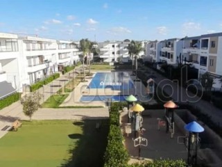 Vend appartement à El Mansouria. Surface de 90 m². Concierge et piscine - Appartement à vendre - El Mansouria