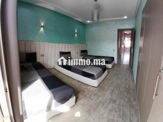 Vend appartement à El Mansouria. Surface de 90 m². Concierge et piscine - Appartement à vendre - El Mansouria